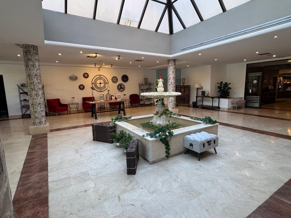 Facade/entrance, Lobby or reception