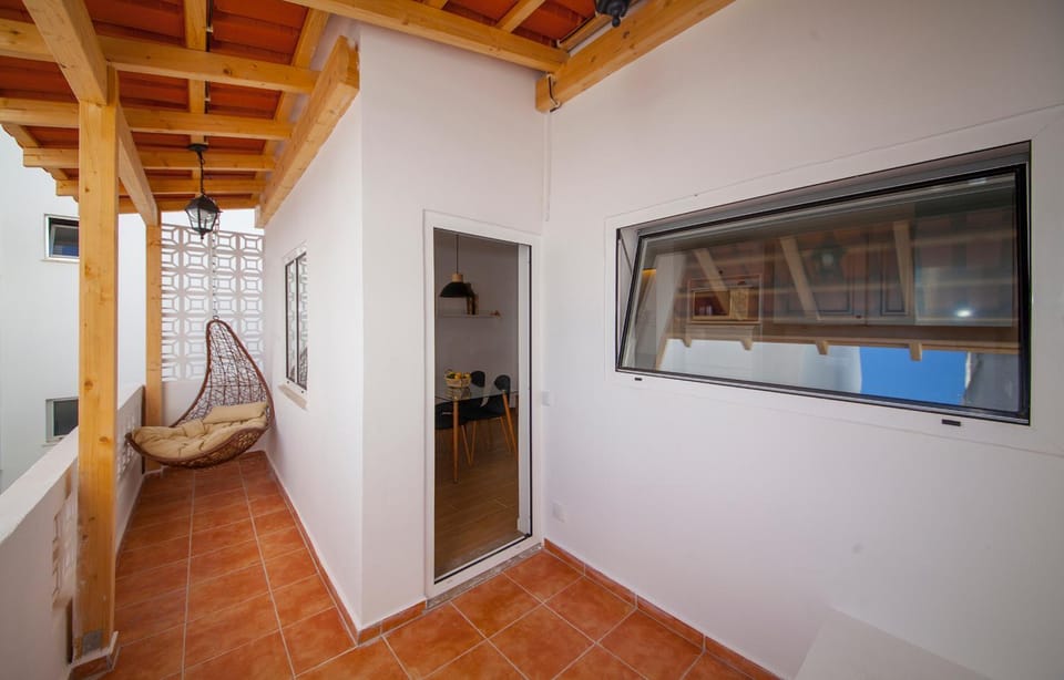 Balcony/Terrace, Photo of the whole room