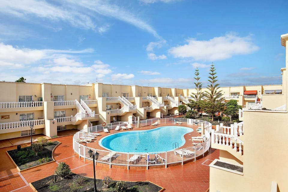Property building, Swimming pool