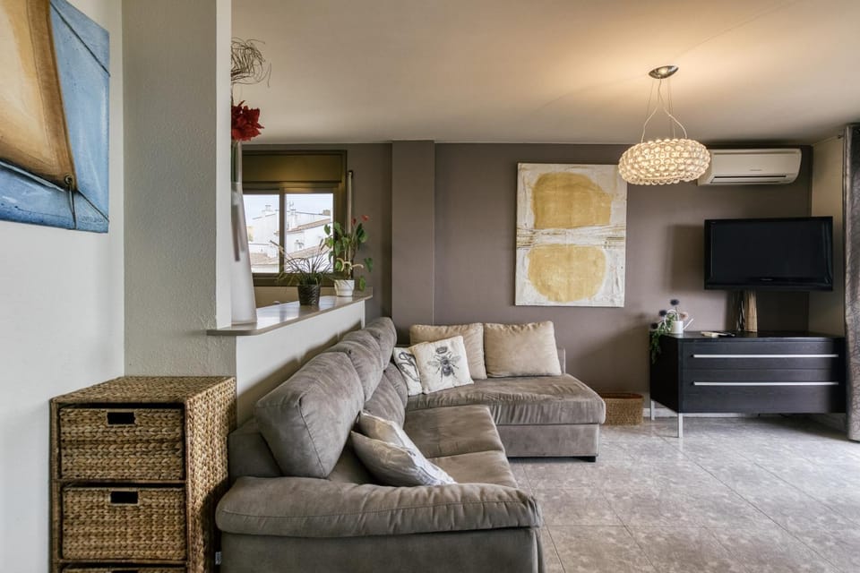 Property building, Living room