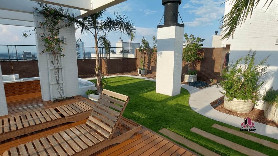 Balcony/Terrace, Area and facilities