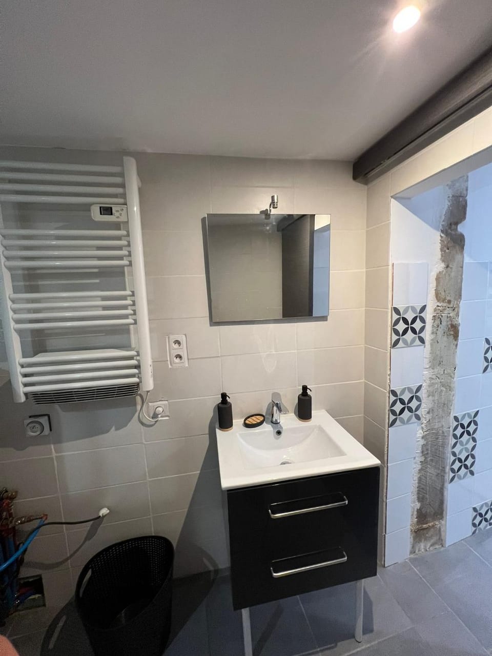 Studio indépendant Apartment in Provence-Alpes-Côte d'Azur