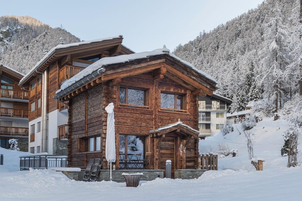 Property building, Winter, Mountain view