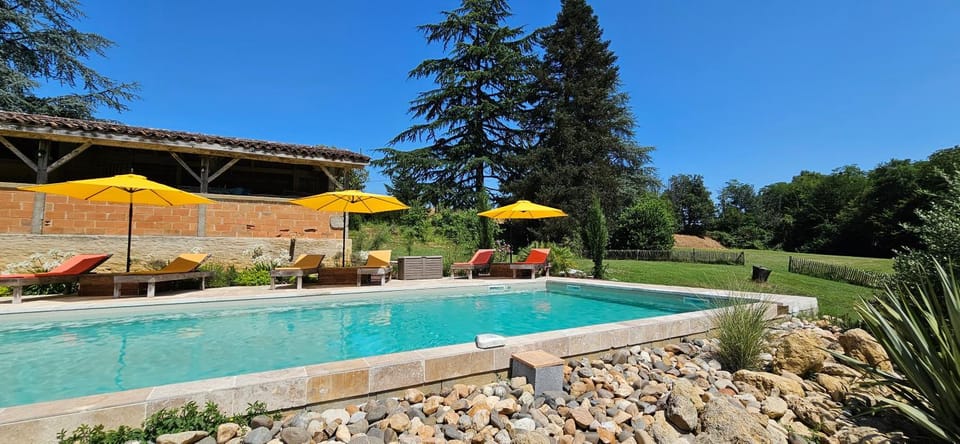 Garden, Garden, Garden view, Pool view, Swimming pool, Swimming pool, sunbed