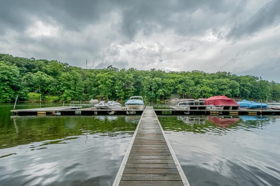 Natural landscape, Canoeing, Garden view, Lake view