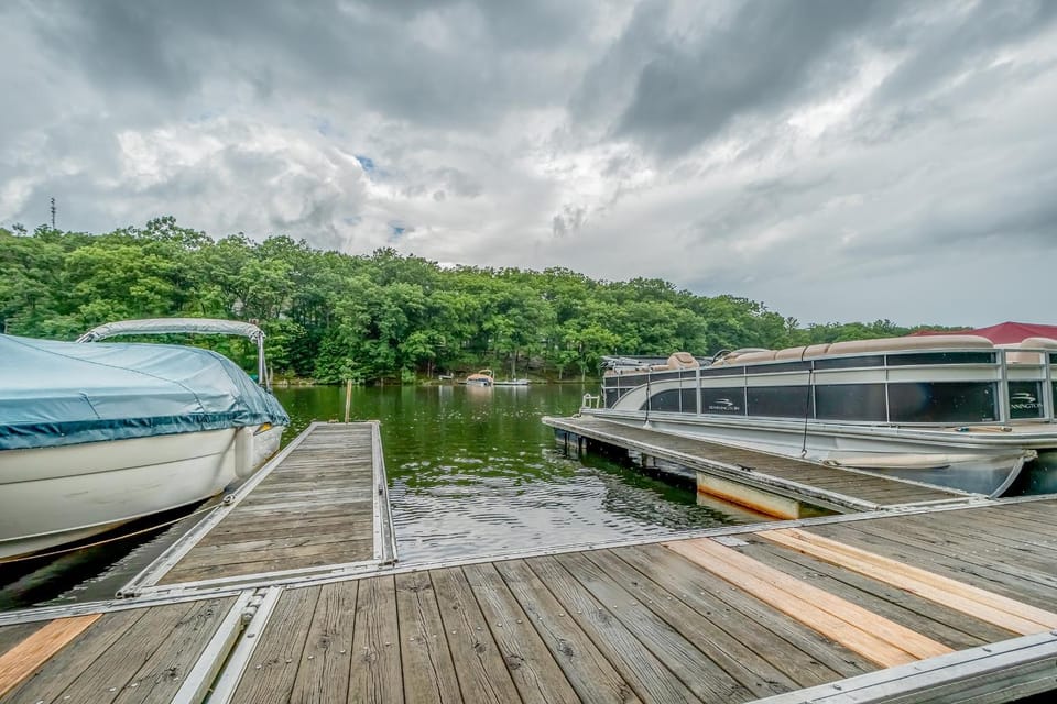 Natural landscape, Garden view, Lake view