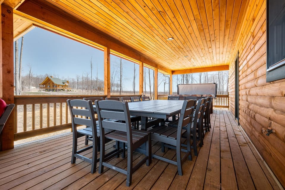 Patio, Seating area, Dining area, Garden view