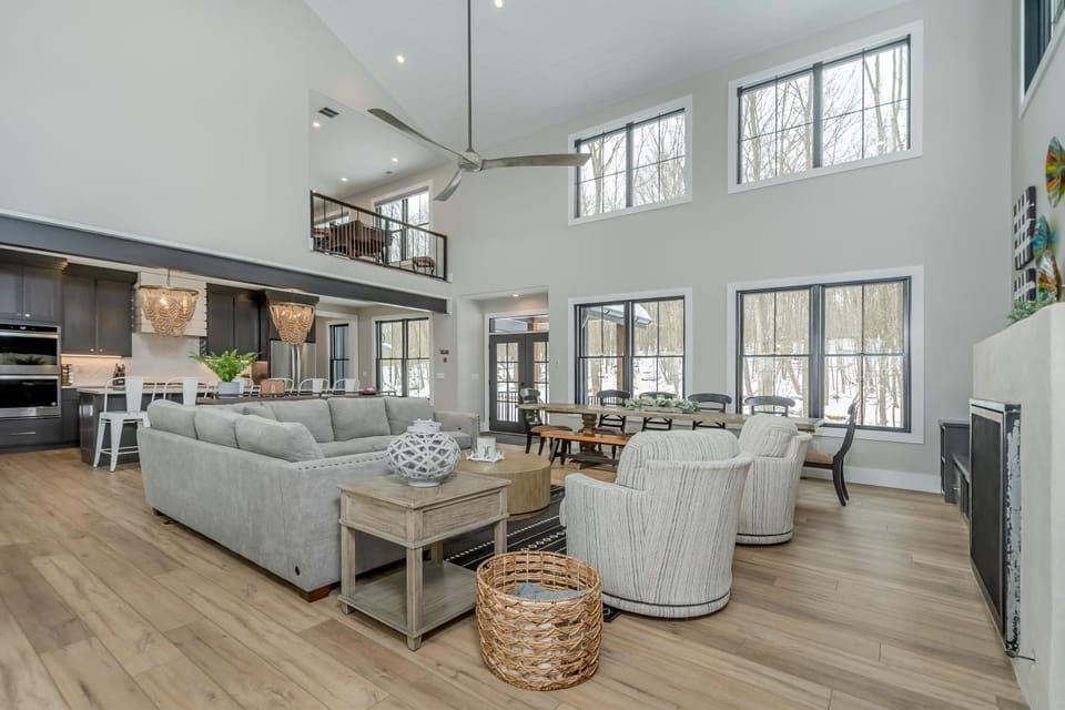 Living room, Seating area, Garden view, furniture, kitchen