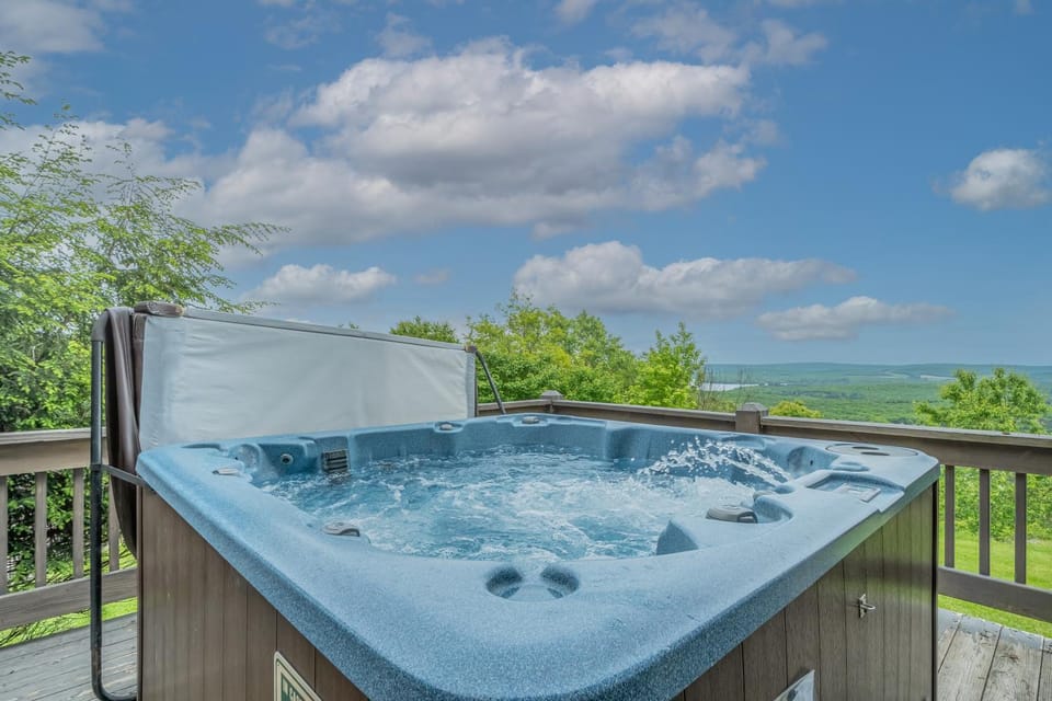 Natural landscape, Hot Tub, Mountain view