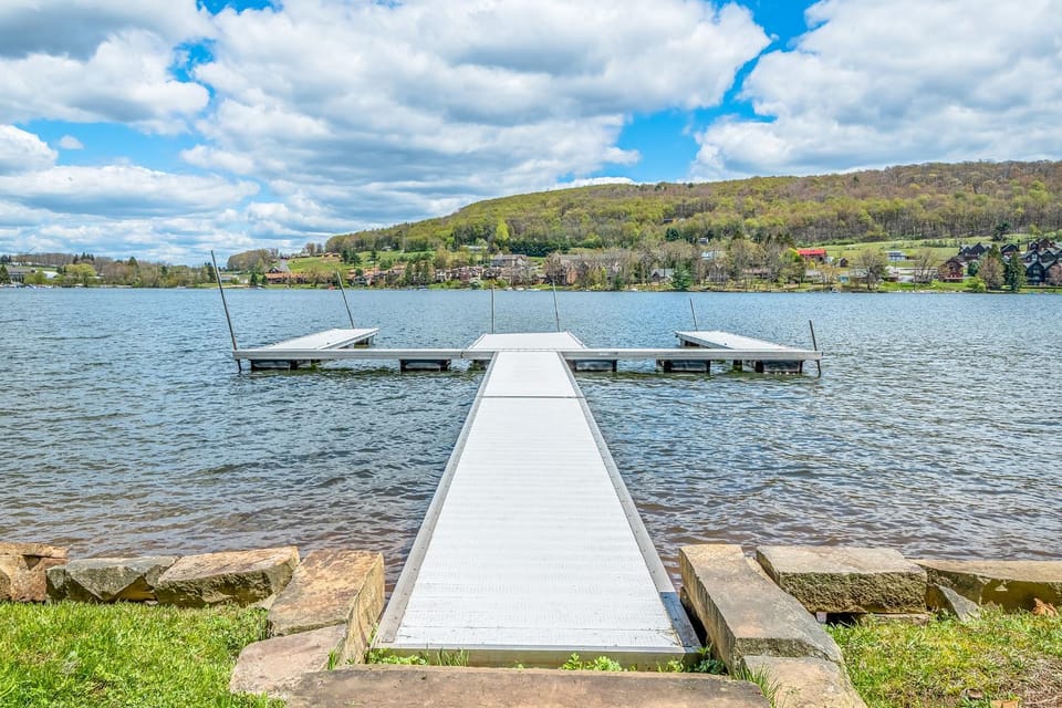 Natural landscape, Fishing, Canoeing, Lake view, Mountain view