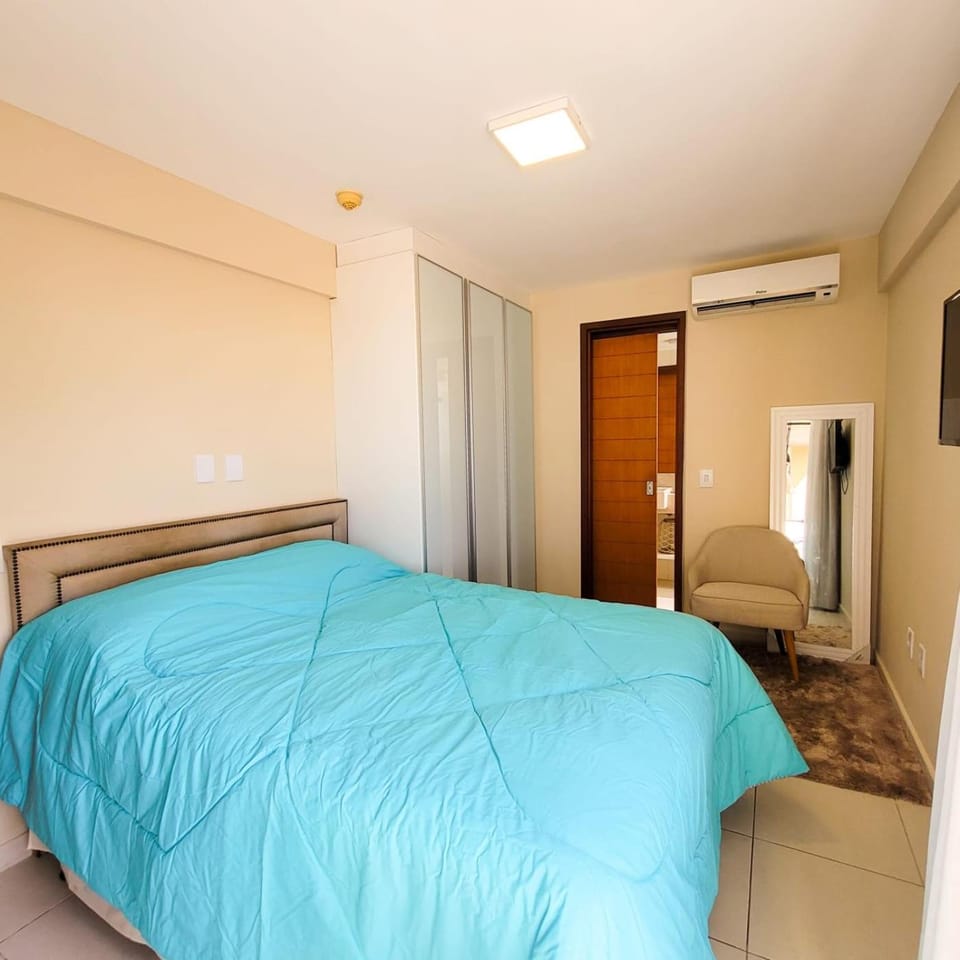Bed, Bedroom, wardrobe, air conditioner