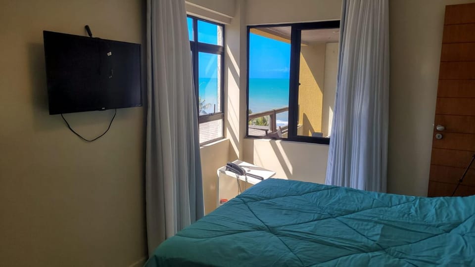 Bed, TV and multimedia, View (from property/room), Balcony/Terrace, Bedroom, Sea view, air conditioner, air conditioner