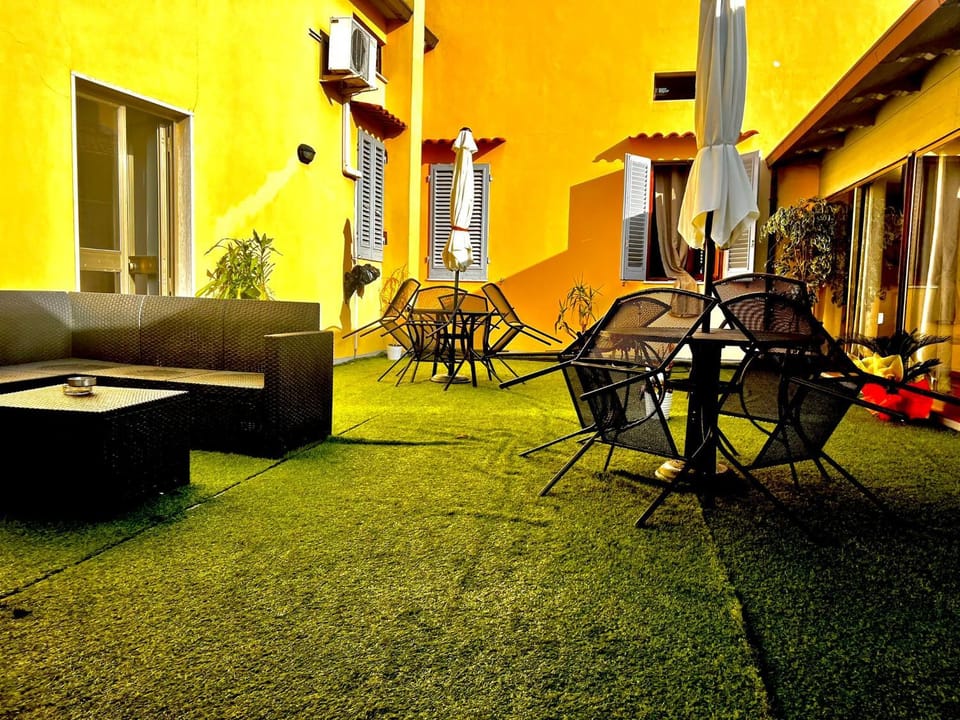 Seating area