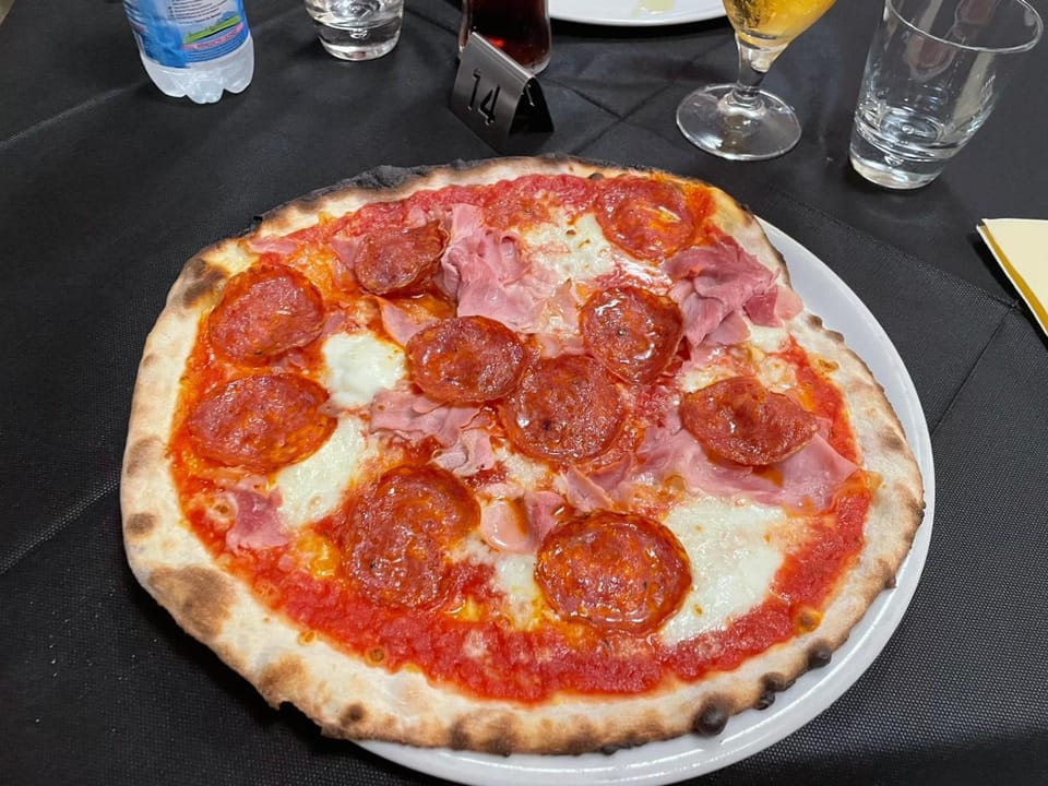 Albergo pizzeria 76 06 Hotel in Emilia-Romagna