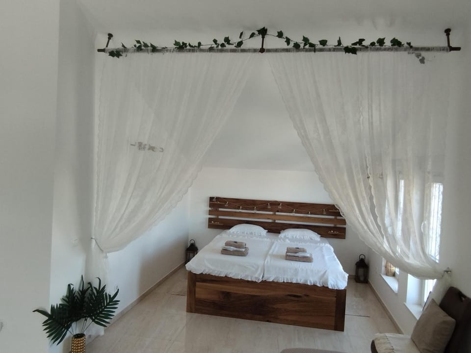 Mandre Duplex Apartment Apartment in Novalja