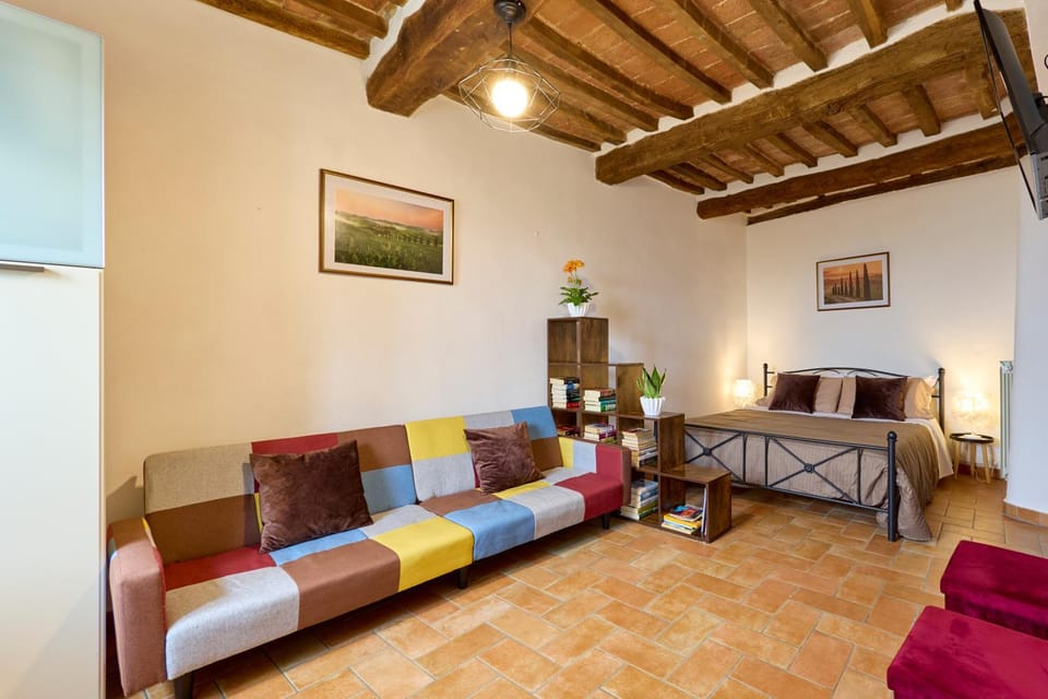 Bed, Living room