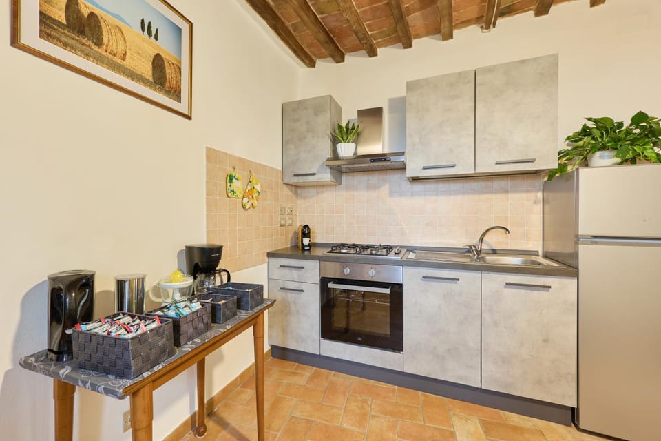 Kitchen or kitchenette, Breakfast