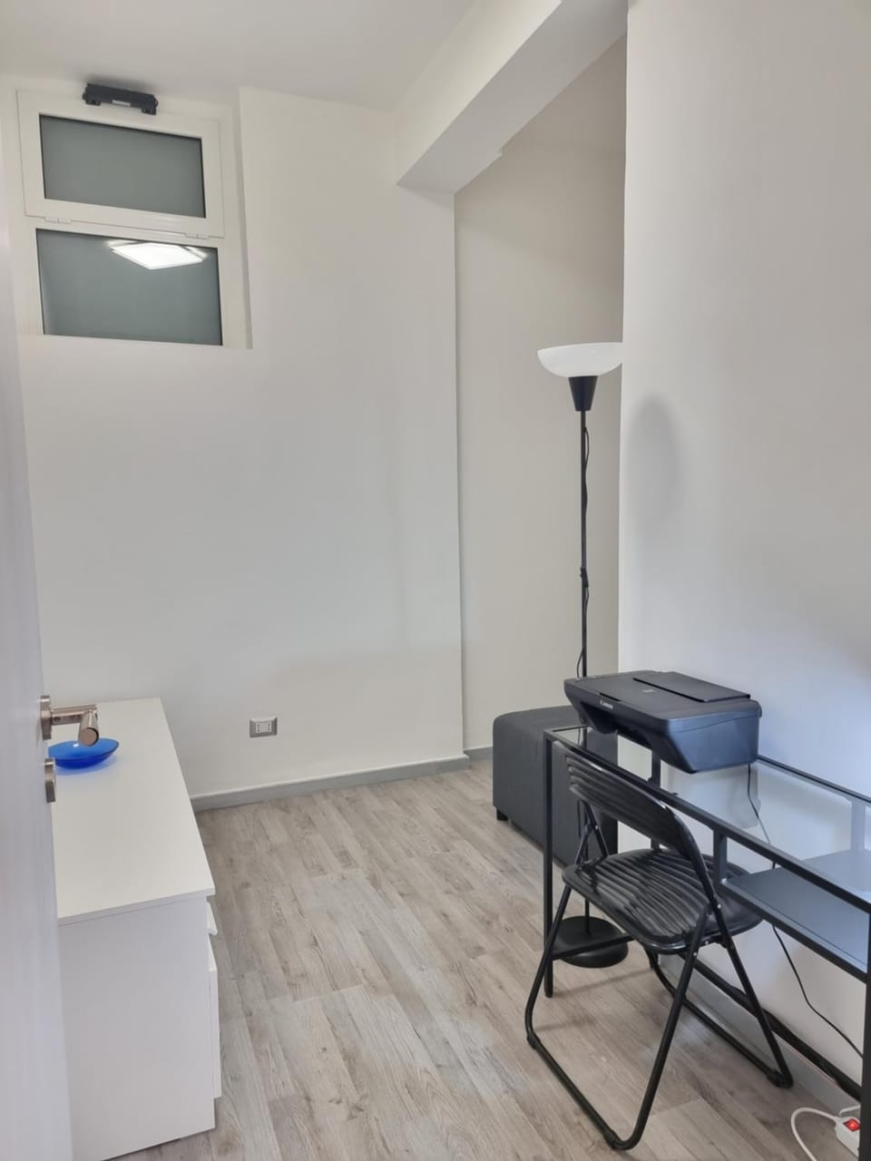 Seating area, hair dresser