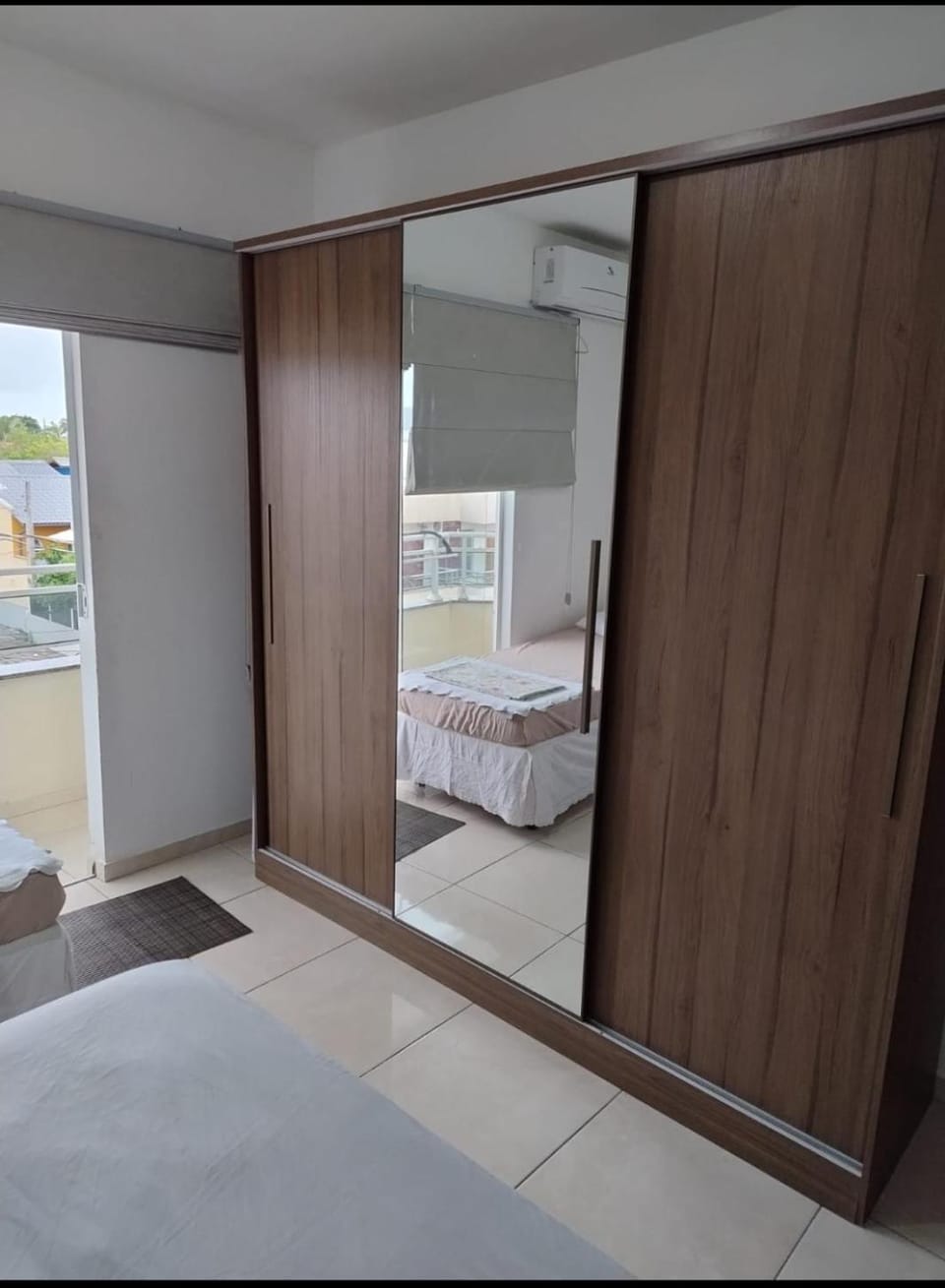 Apartamento 3 quartos em Condomínio bem localizado, Residencial Júlia Apartment in Florianopolis