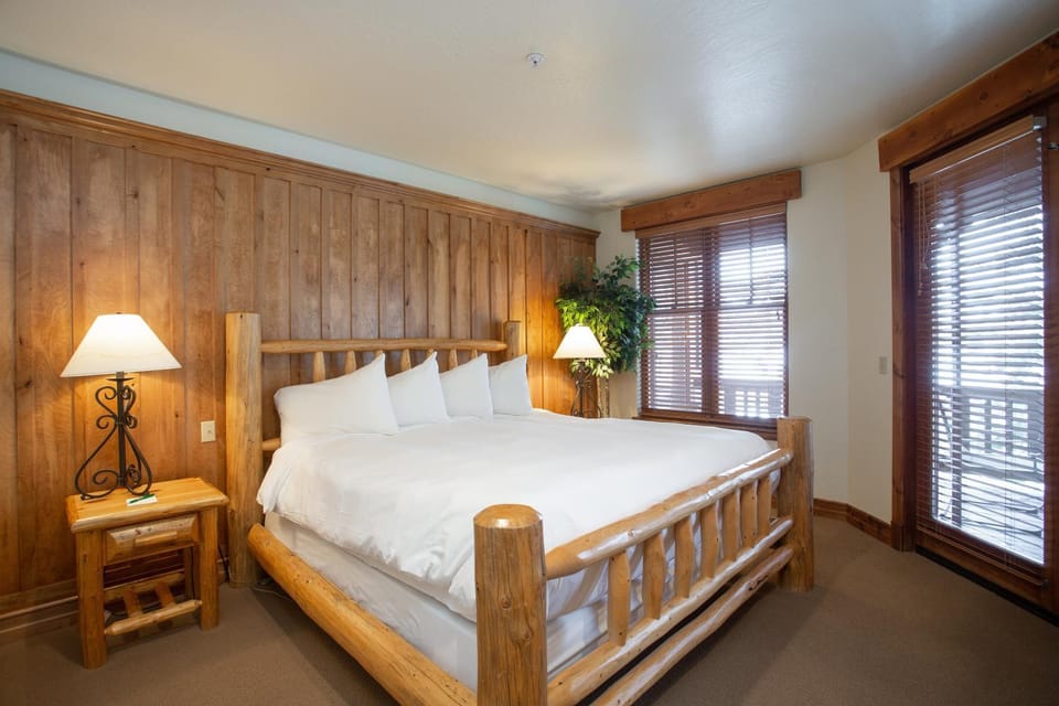 1 Bedroom Condo - The Lodges at Deer Valley Apartment in Park City