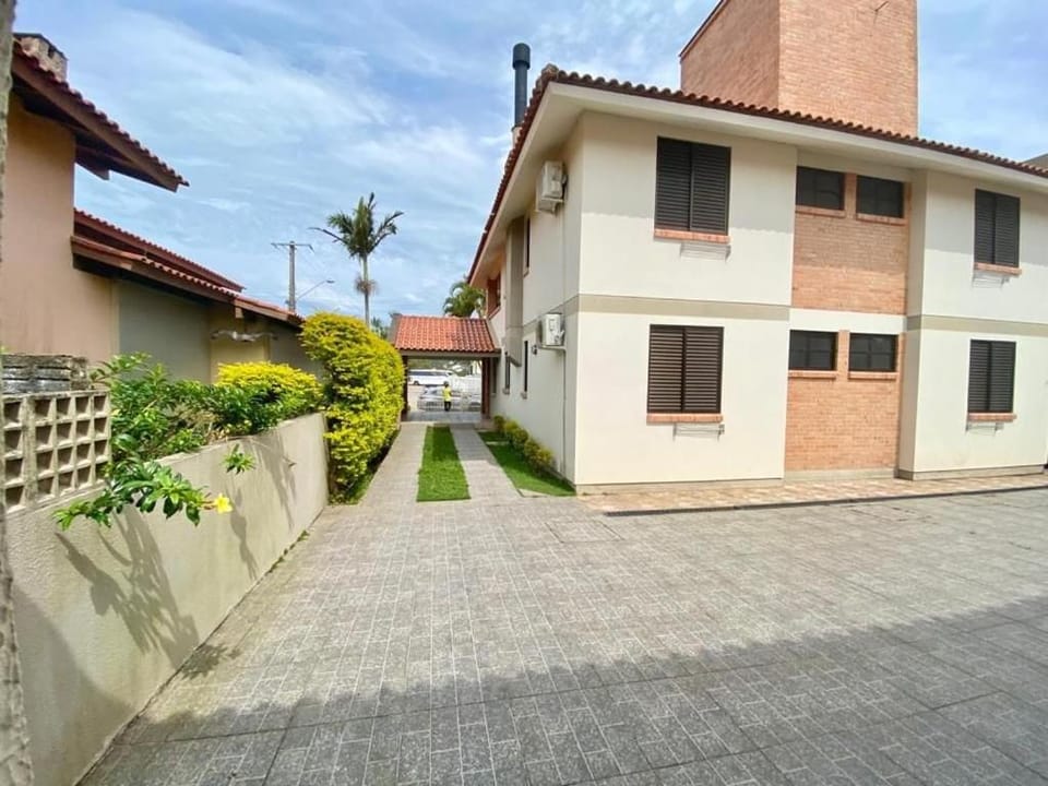 Residencial Barra City House in Florianopolis