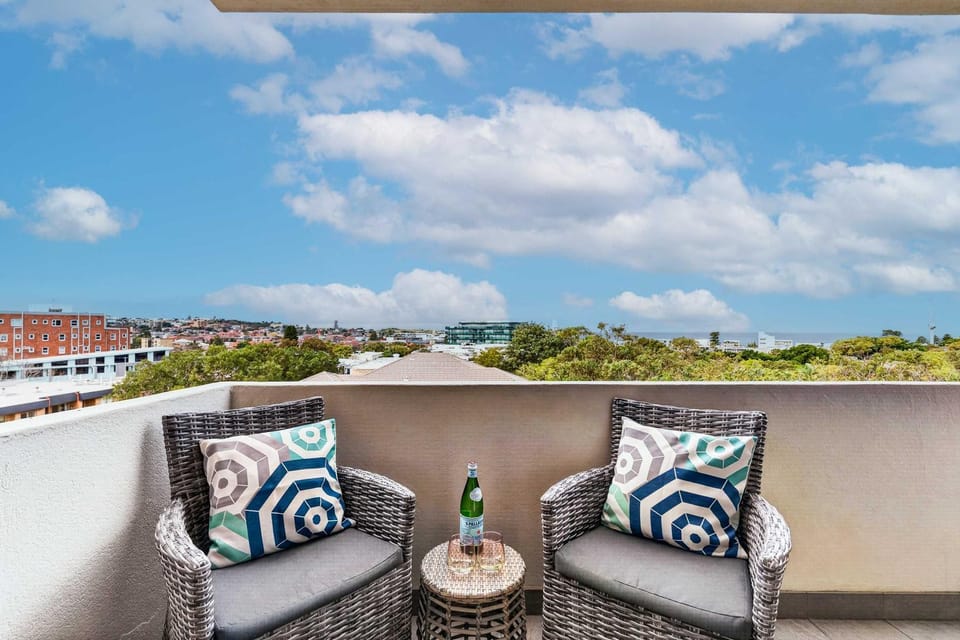 Bondi Aqua Vista - Walk to beach and shops Apartment in Sydney