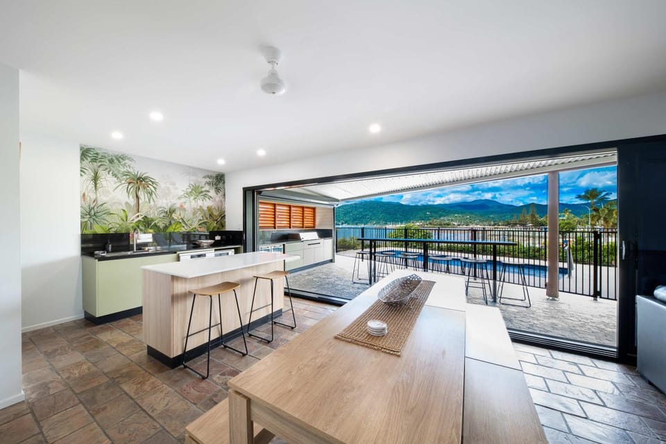 Day Dreaming - Mazlin House House in Airlie Beach