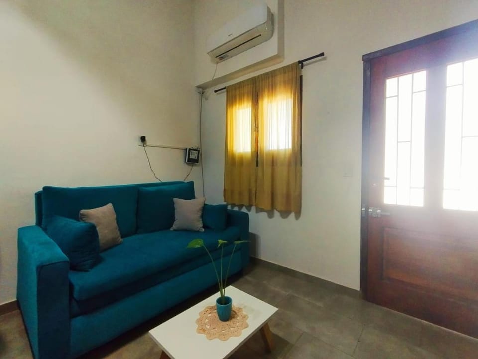 Living room, Seating area, air conditioner