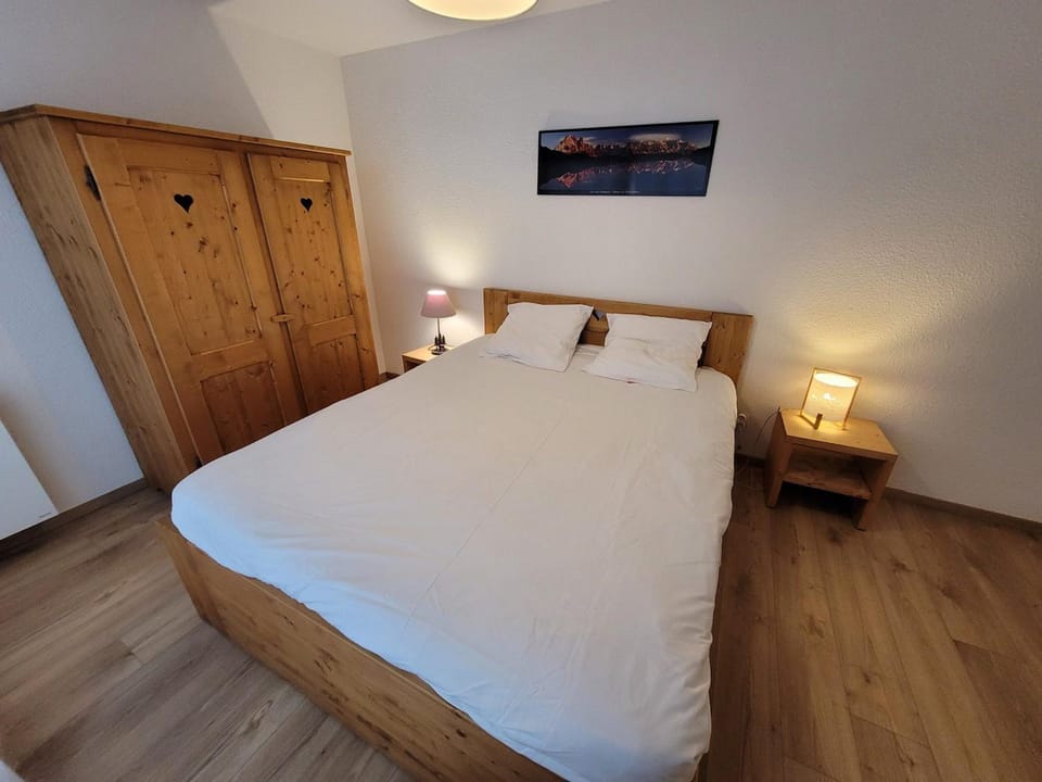 Appartement lumineux rénové pour 4 pers. proche centre avec parking et wifi inclus Apartment in Les Gets