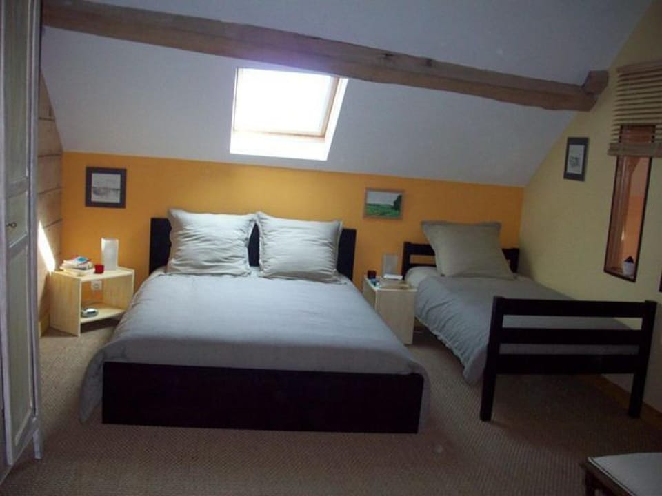 Maison de campagne rénovée avec jardin privatif - 2 chambres, 2 sdb, séjour spacieux - FR-1-590-105 House in Centre-Val de Loire