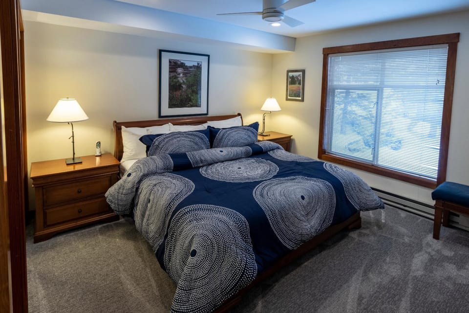 3201 - Two Bedroom Standard Powderhorn Lodge condo Apartment in Burnt Flat