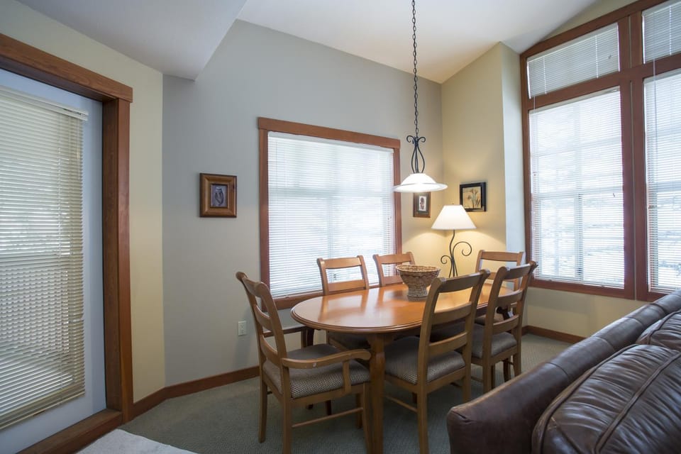 2310 - Two Bedroom Standard Eagle Springs East condo Apartment in Wasatch County