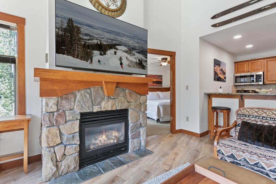 1404 - Two Bedroom Standard Eagle Springs West condo Apartment in Wasatch County