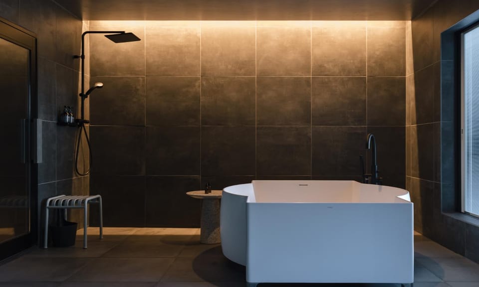 Shower, Bath