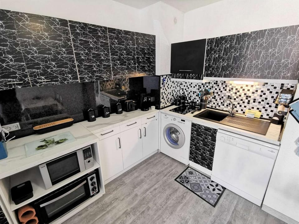Résidence Madinina - STUDIO 4 PERSONNES 4 couchages PORT LEUCATE MAE-7744 Apartment in Leucate