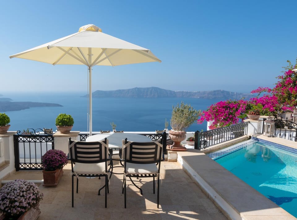 Patio, Natural landscape, View (from property/room), Balcony/Terrace