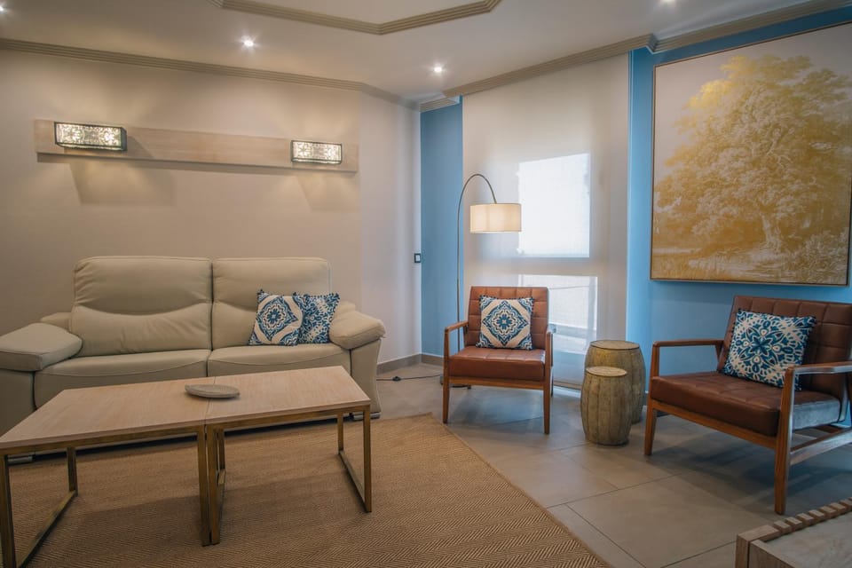 Living room, Seating area