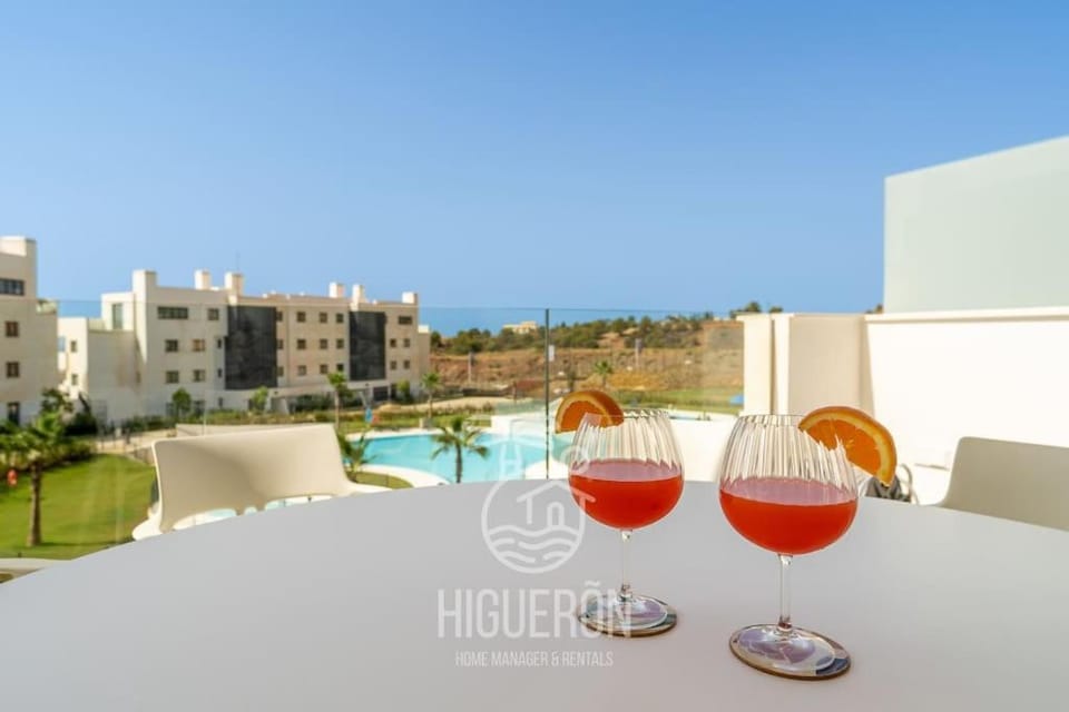 HigueronRentals Malibu Apartment in Costa del Sol