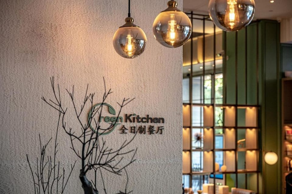 深圳英威斯顿酒店 Investon Hotel Shenzhen Hotel in Shenzhen