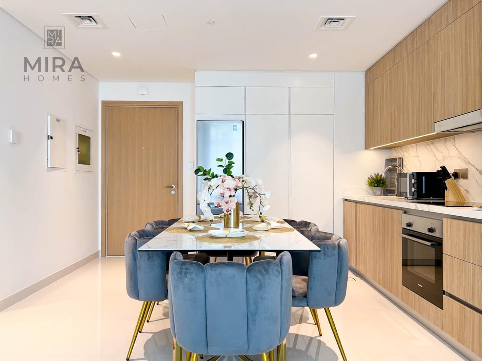Kitchen or kitchenette, Dining area, minibar