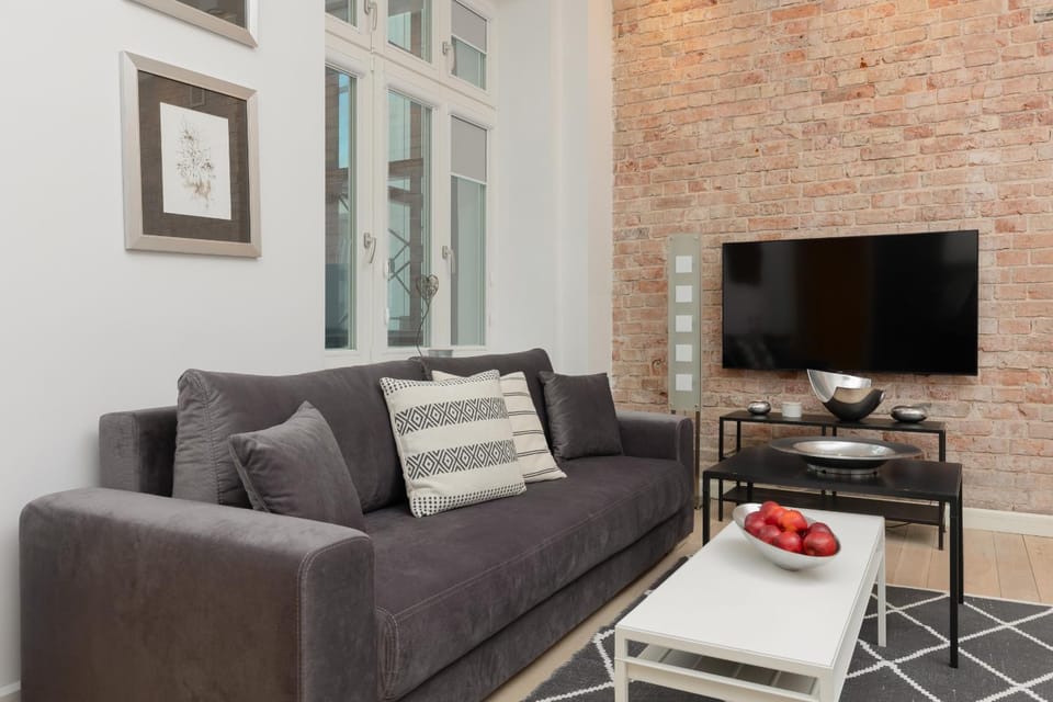 Communal lounge/ TV room, Living room