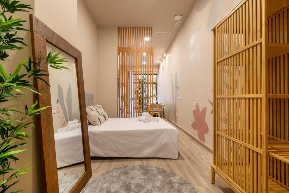 Bed, Photo of the whole room, Bedroom, wardrobe