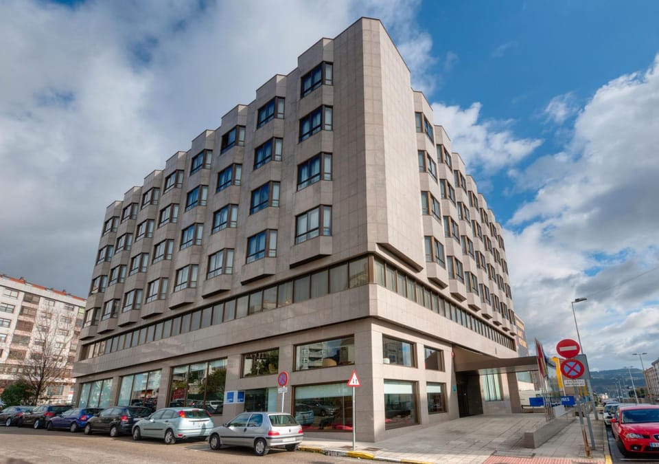 Facade/entrance, Parking