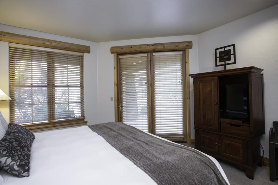 2 Bedroom Condo - The Lodges at Deer Valley Apartment in Park City