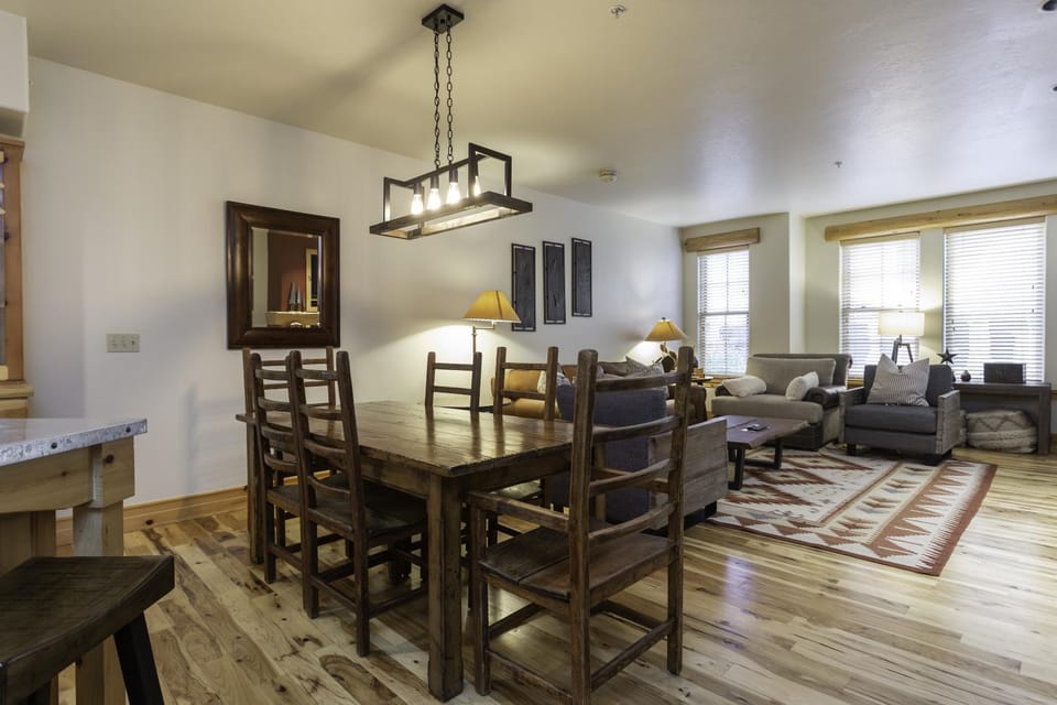 2 Bedroom Condo - The Lodges at Deer Valley Apartment in Park City