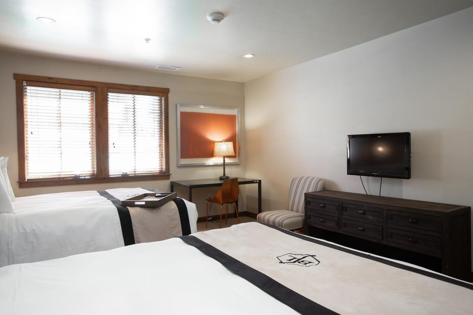 Hotel Room - Silver Baron Lodge Hotel in Park City