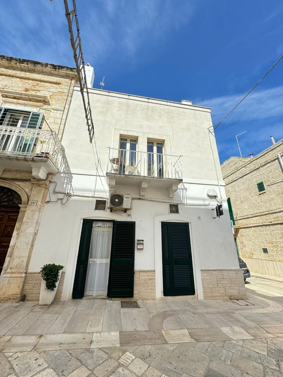 Petali Rosa - Dimora Verde Bed and Breakfast in Polignano a Mare