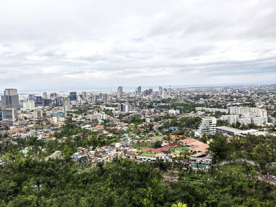 Marco Polo Residences with Best Views Apartment in Cebu City
