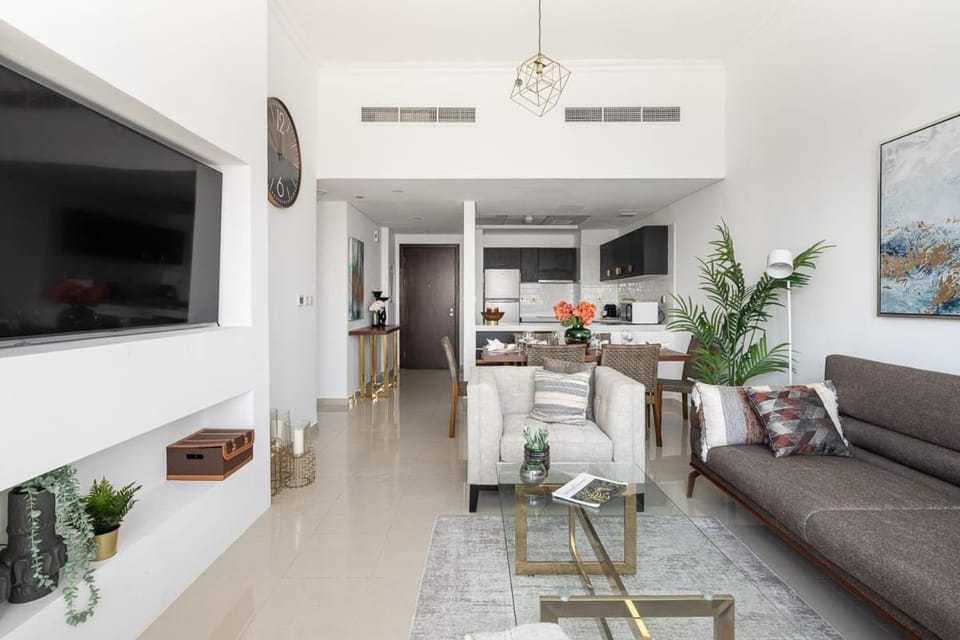 Frank Porter - Bay Central West 2 Apartment in Dubai