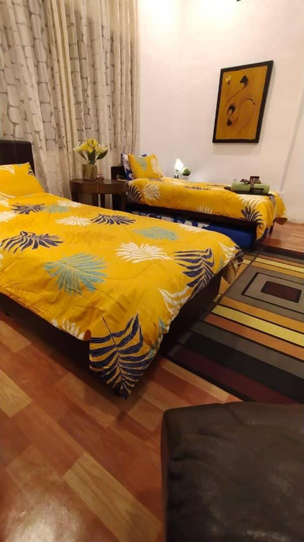 ISLAMIC HOMESTAY @ KUALA ROMPIN , PAHANG . Villa in Pahang, Malaysia